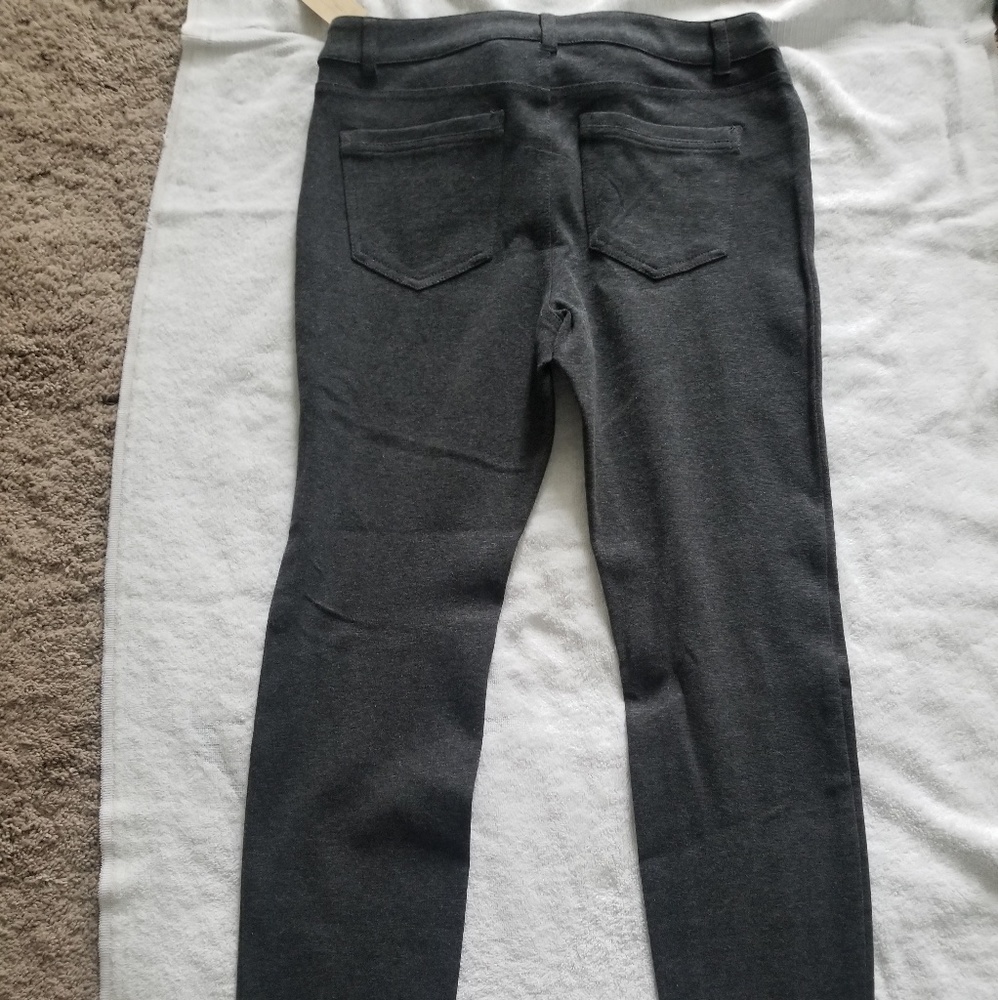 NWT DKNY CASUAL STRETCHY PANTS - Picture 3 of 4